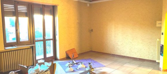 4-salle Appartement à Nichelino, Italy No. 113679 7
