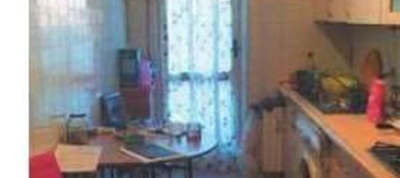 4 rooms Apartment in Cinisello Balsamo, Italy No. 2516 3