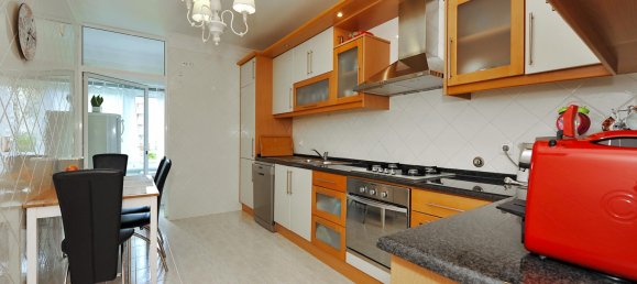 Apartamento de 3 dormitorios en Lisbon, Portugal No. 6563 9