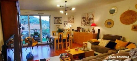 3 chambres Appartement à Royat, France No. 190068 3