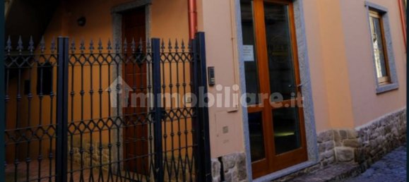 5 rooms Commercial property in Borno, Italy No. 264153 2