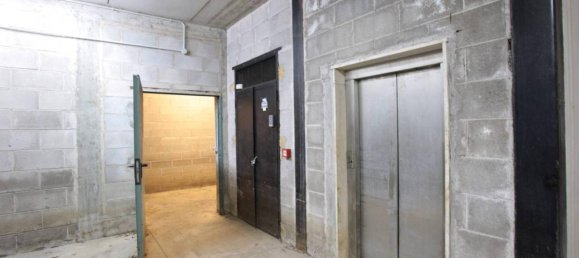 1500m² Garage in Latina, Italy No. 128621 4