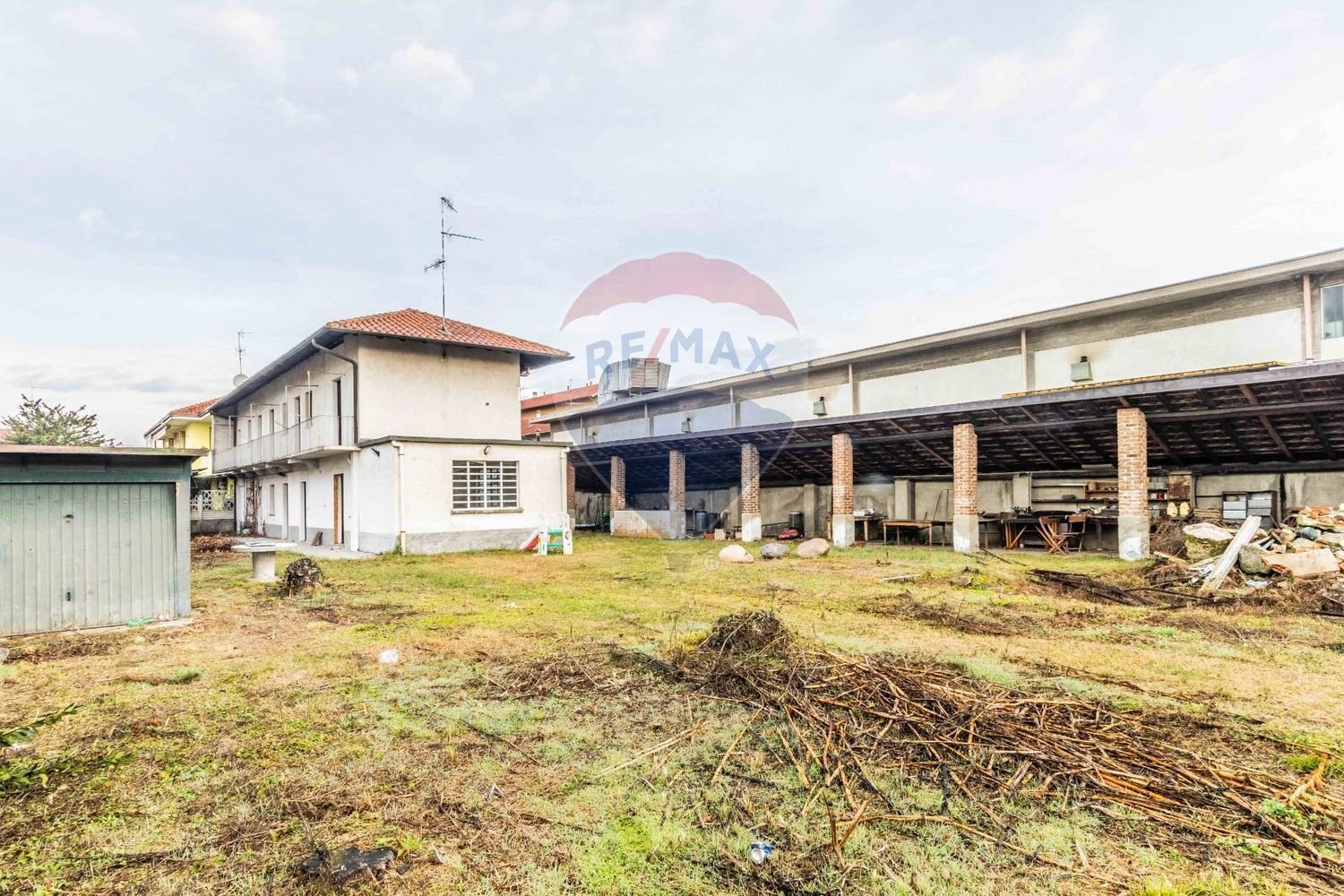 Casa de 5 divisões em Fagnano Olona, Italy N.º 54848