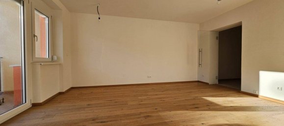 5 rooms Apartment in Jakomini, Austria No. 153241 2