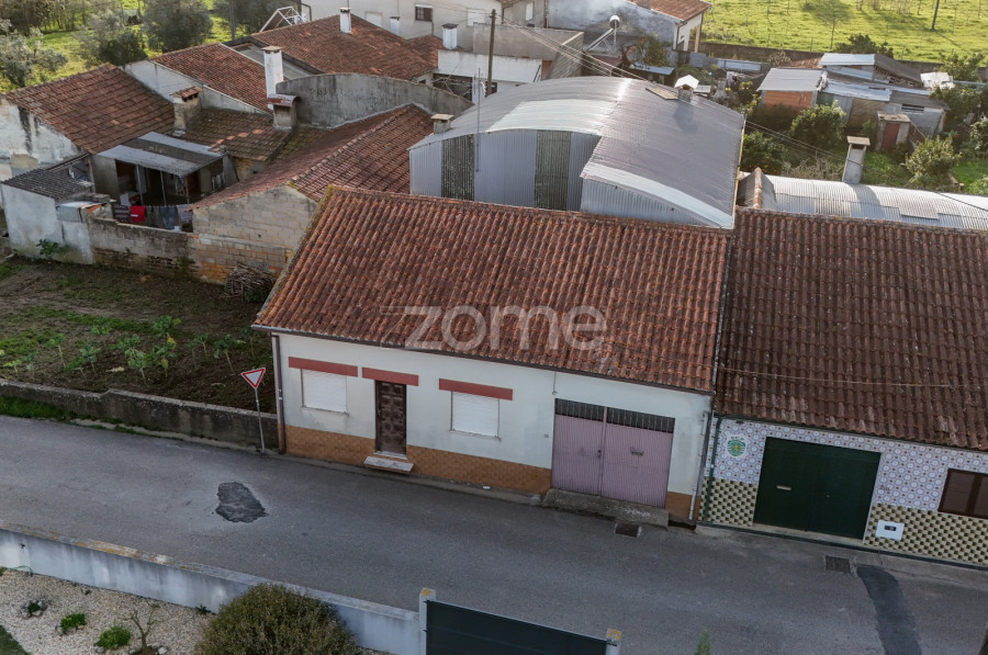 3 bedrooms House in Anadia, Portugal No. 87180