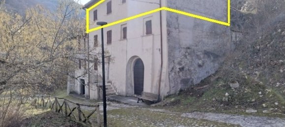 5 rooms Apartment in Preci, Italy No. 13754 21