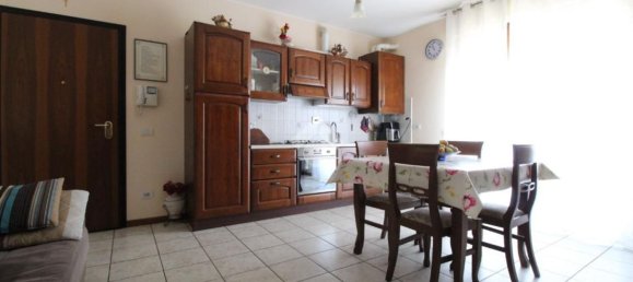 3 Schlafzimmer Wohnung in Casalgrande, Italy, Nr. 86261 6