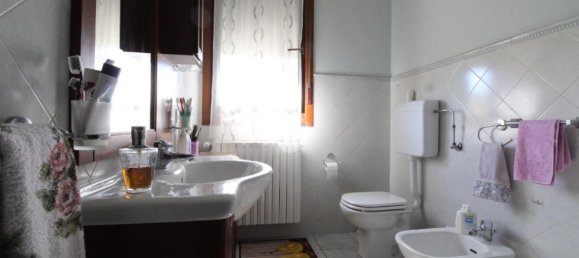 3 Schlafzimmer Wohnung in Casalgrande, Italy, Nr. 86261 13