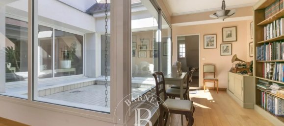 4 Schlafzimmer Villa in Rungis, France, Nr. 322547 16