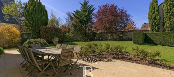 4 Schlafzimmer Villa in Rungis, France, Nr. 322547 7