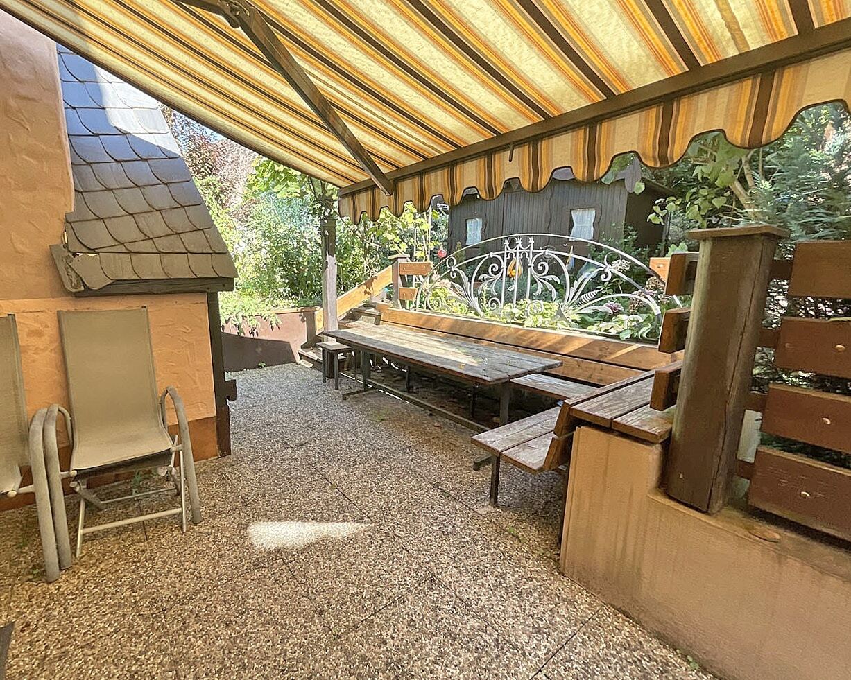 Moradia em banda de 6 divisões em Miltenberg, Germany N.º 25866