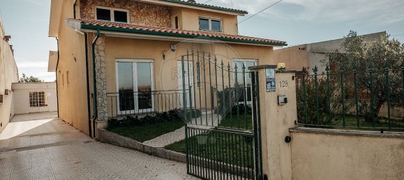 4 bedrooms House in Ilhavo, Portugal No. 48610 30