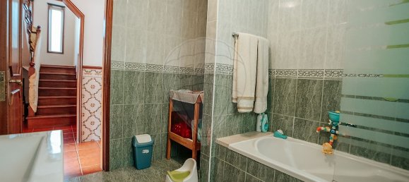 4 bedrooms House in Ilhavo, Portugal No. 48610 10