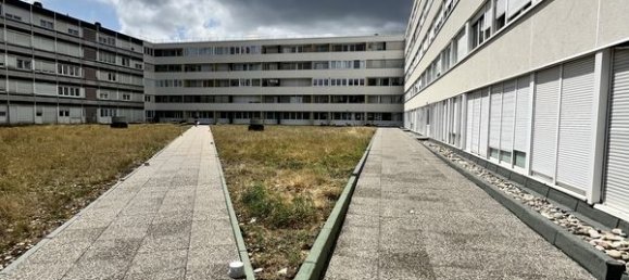 2 bedrooms Apartment in Metz, France No. 329591 10