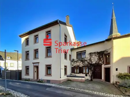 Casa de 4 dormitorios en Trier, Germany No. 41489