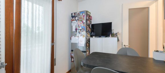2 bedrooms Apartment in Mirano, Italy No. 287934 8