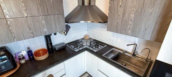 2 bedrooms Apartment in Mirano, Italy No. 287934 7