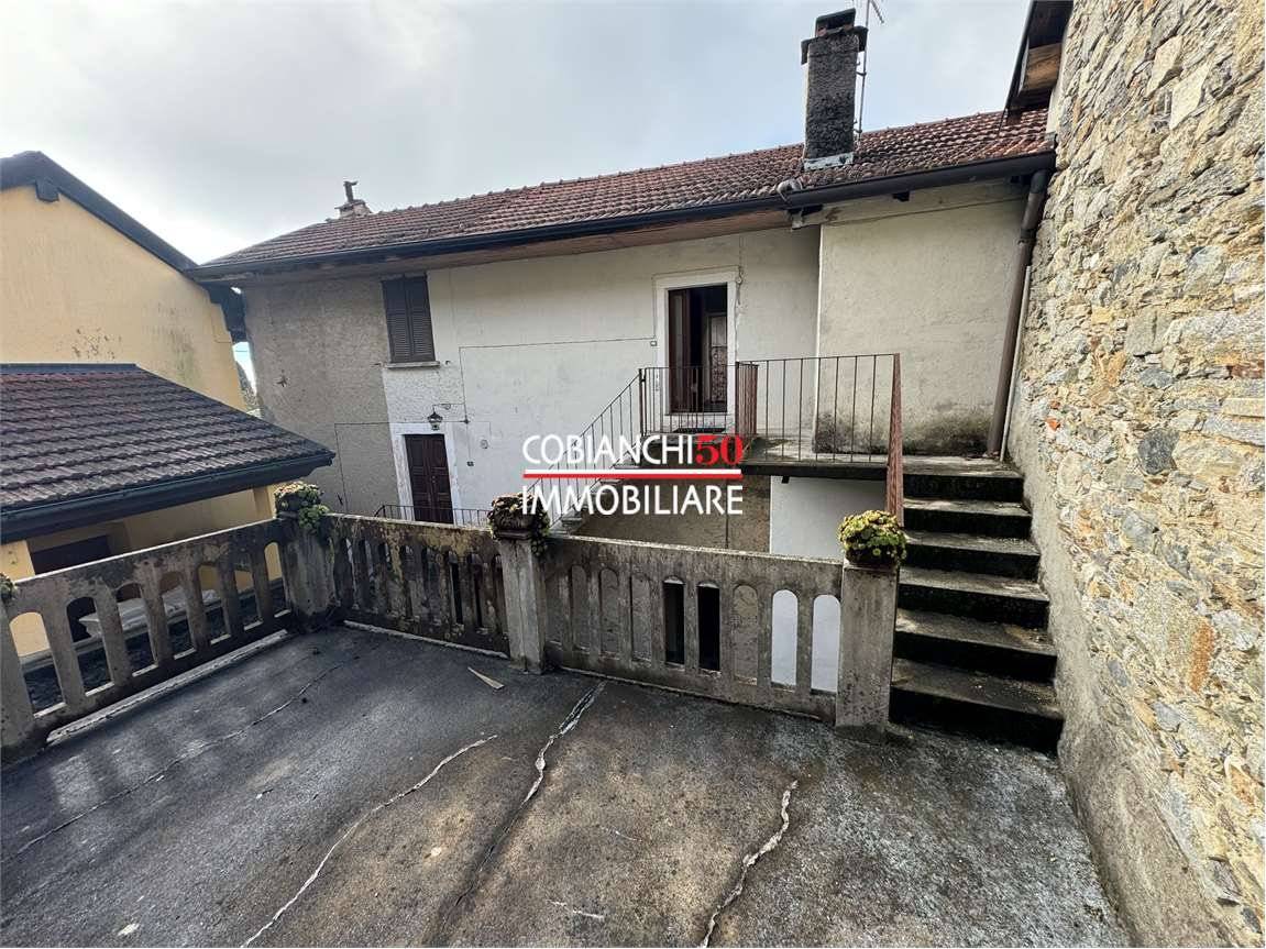 4 غرف نوم منزل في Bee, Italy رقم 156478