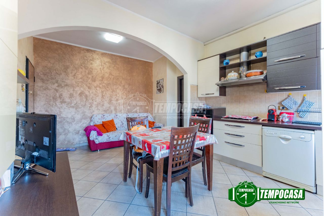 2 bedrooms Apartment in Carate Brianza, Italy No. 142156