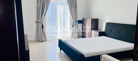 3 غرف نوم طابقين في Attard, Malta رقم 8561 5