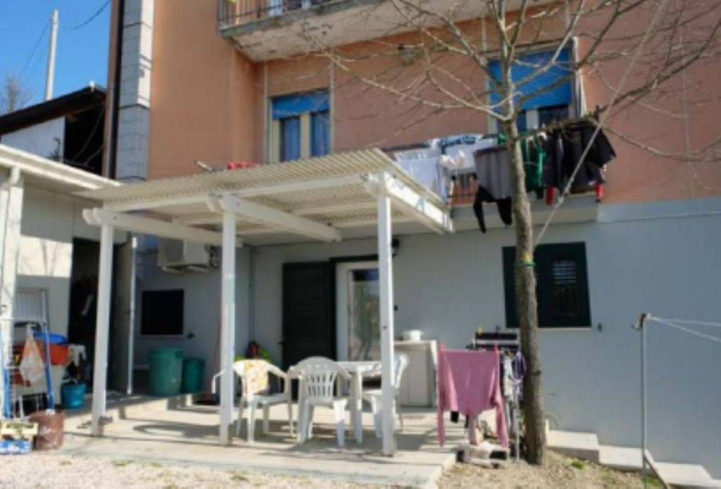 3-salle Appartement à Roncofreddo, Italy No. 220540