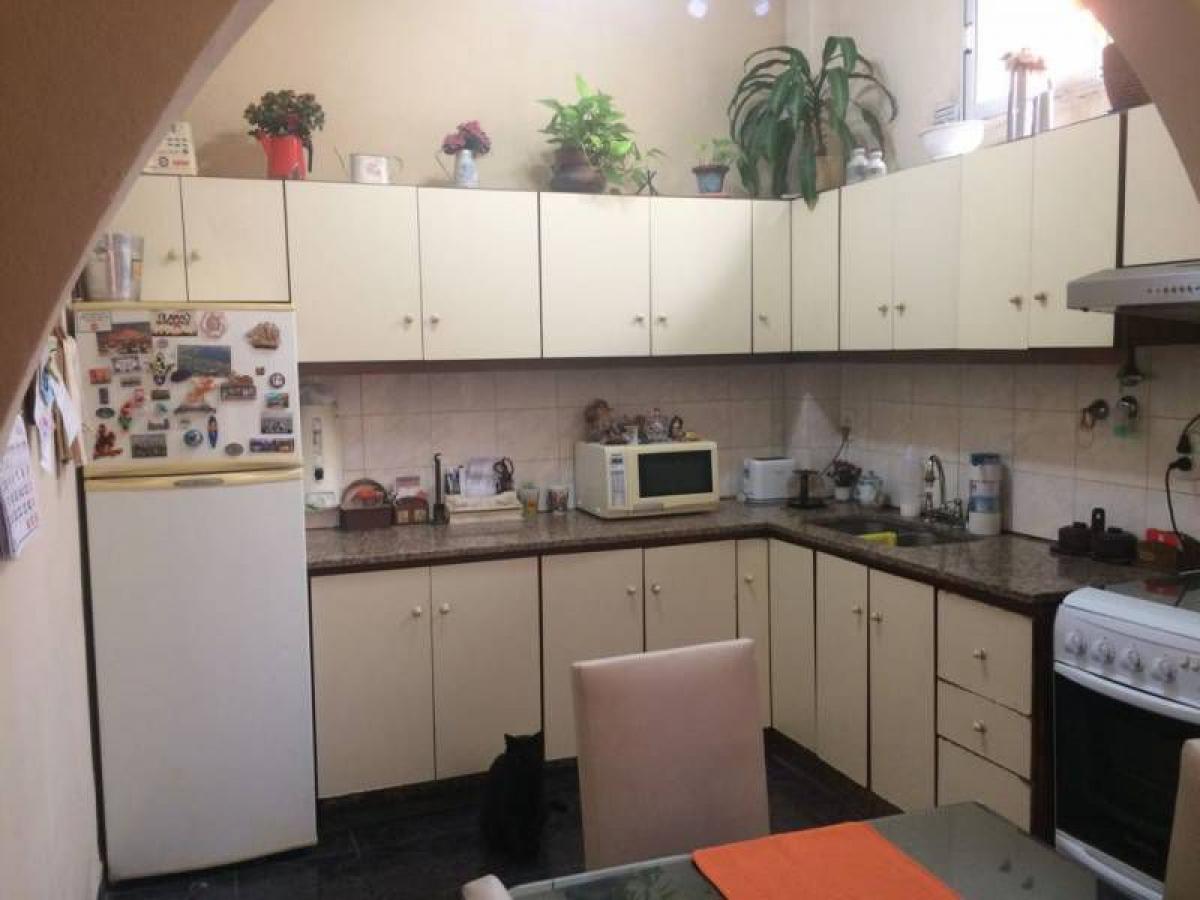 2 bedrooms House in Buenos Aires, Argentina No. 81055