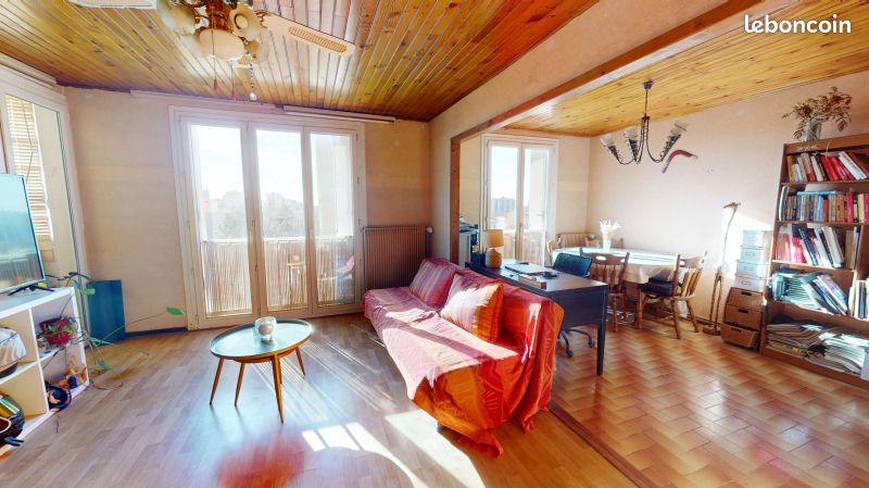 4 rooms Apartment in Marseille, France No. 316205