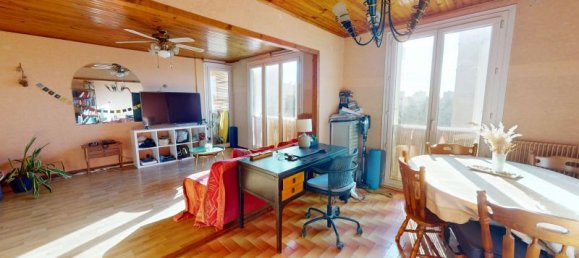 4 rooms Apartment in Marseille, France No. 316205 2