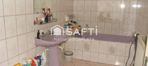 4 bedrooms House in Mouzon, France No. 235321 7