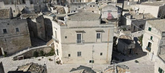 Дом с 5 комнатами в Матера, Италия № 171978 4