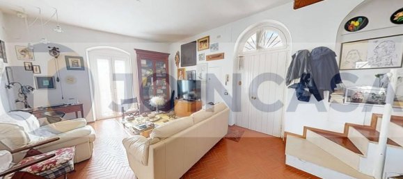 Дом с 5 комнатами в Матера, Италия № 171978 20