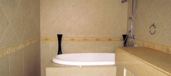 2 bedrooms Condo in Pattaya, Thailand No. 3904 4