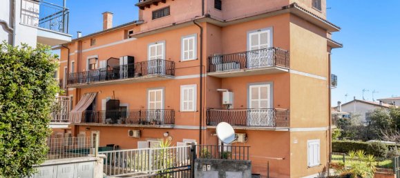 Квартира с 2 комнатами в Формелло, Италия № 151580 20