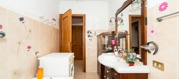 Квартира с 2 комнатами в Формелло, Италия № 151580 17