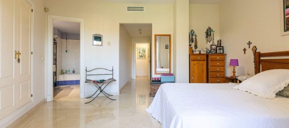 2 bedrooms Apartment in Marbella, Spain No. 136681 10