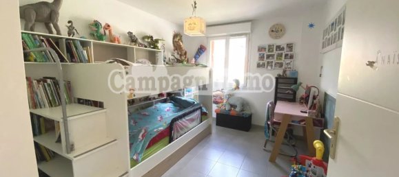 Casa de 3 dormitorios en Lozanne, France No. 201927 4