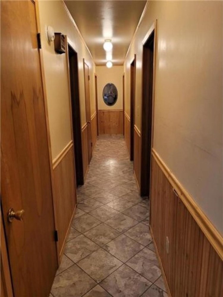 4 bedrooms House in Clearbrook, USA No. 381420