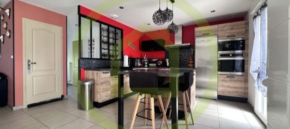 5 rooms House in Thumereville, France No. 313871 4