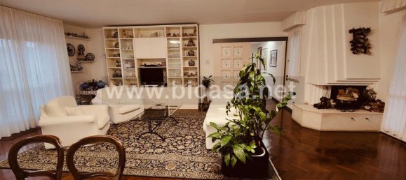 5-Zimmer Penthouse in Pesaro, Italy, Nr. 100383 2