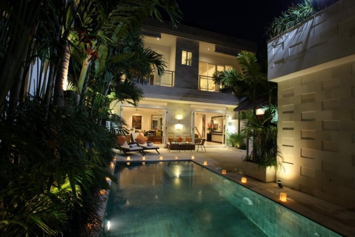 Вилла с 2 спальнями в Seminyak, Бадунг, Бали, Индонезия № 3404