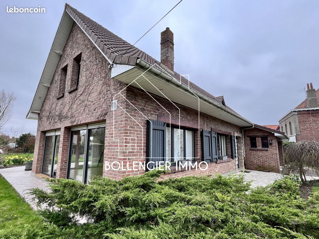 5 chambres Maison à Bailleul, France No. 68380