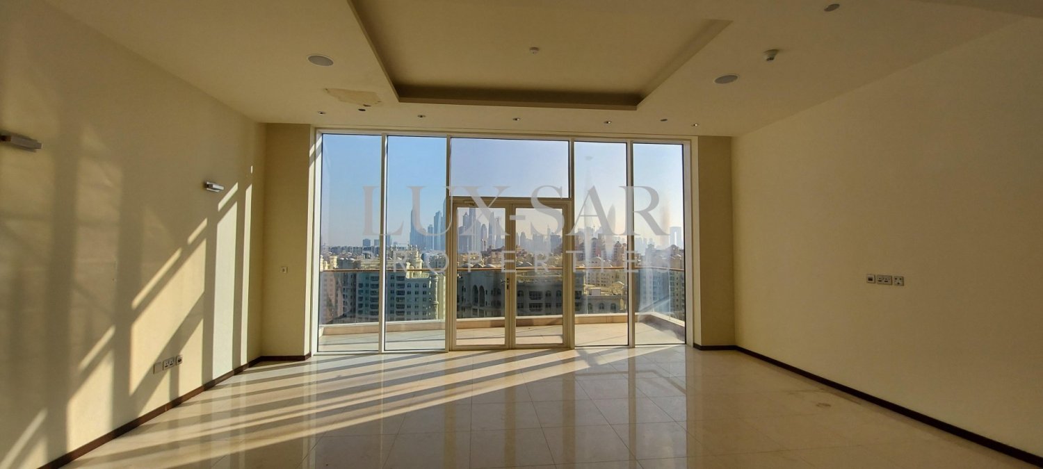 2 bedrooms Apartment in Palm Jumeirah, UAE No. 7435