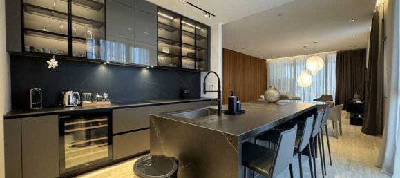 3 bedrooms Apartment in Nicosia, Cyprus No. 19682 3