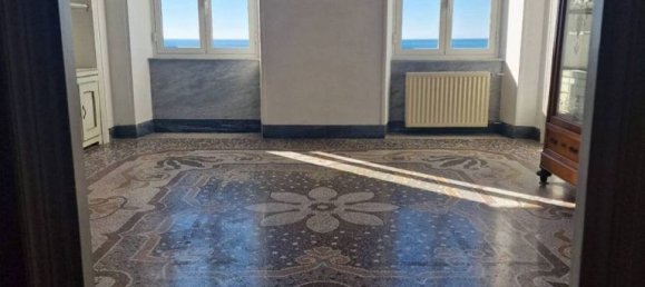 3 Schlafzimmer Wohnung in Camogli, Italy, Nr. 386111 5