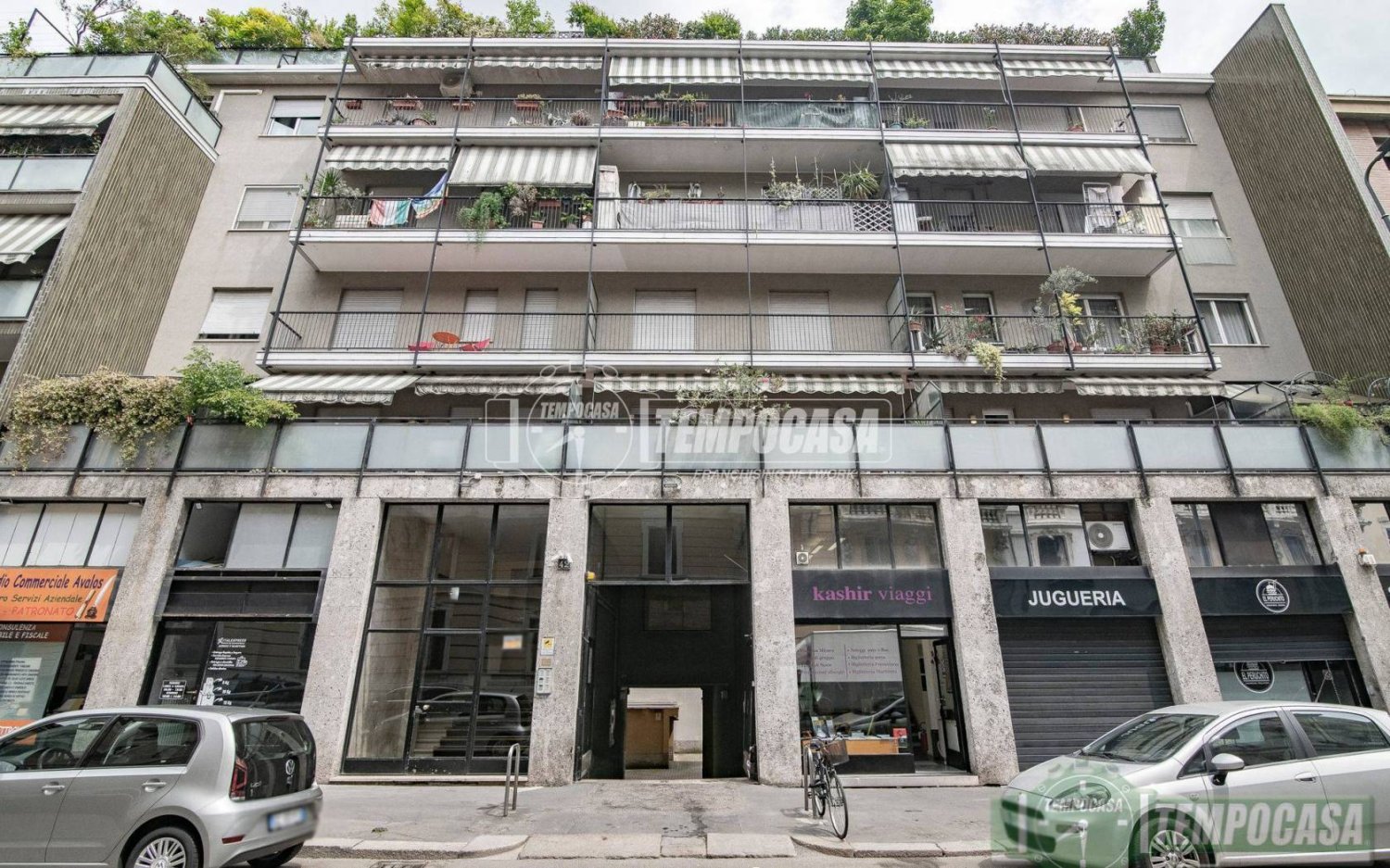 1 bedroom Apartment in Milan, Italy No. 259596