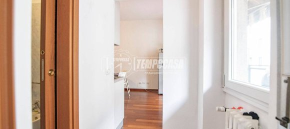 1 bedroom Apartment in Milan, Italy No. 259596 8
