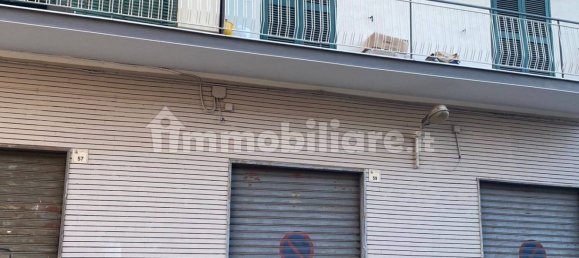 Propiedad comercial de 3 habitaciónes en San Giorgio a Cremano, Italy No. 131880 10