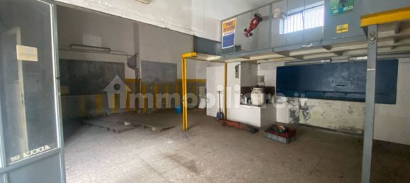 Propiedad comercial de 3 habitaciónes en San Giorgio a Cremano, Italy No. 131880 14