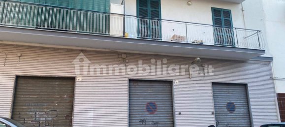 Propiedad comercial de 3 habitaciónes en San Giorgio a Cremano, Italy No. 131880 11