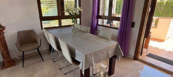 4 bedrooms Villa in Alicante, Spain No. 184717 6